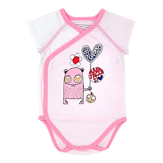 Body rose croisé, Marc Jacobs, fille 3 mois, vue de face, vêtement bébé de créateur, seconde main chic à petit prix