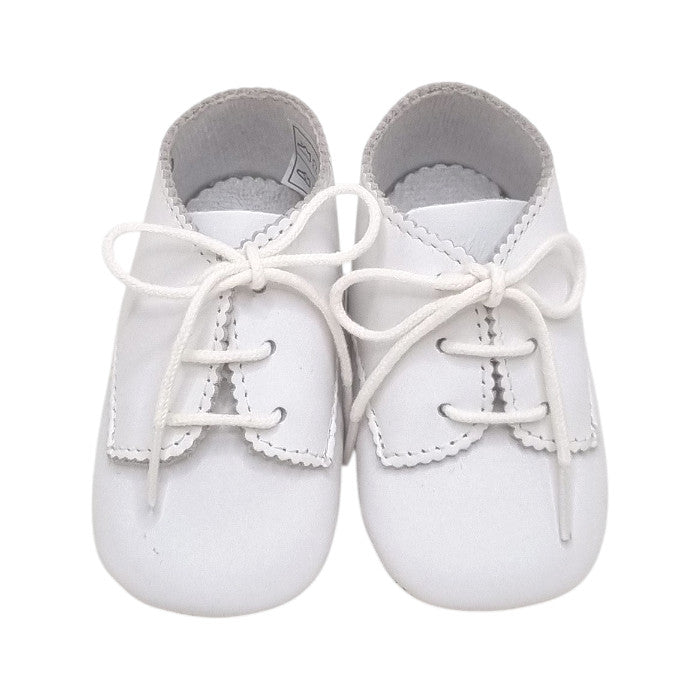 Bottons bébé garçon Jacadi, blanc en cuir, taille 12 mois, seconde main haut de gamme, vue de face