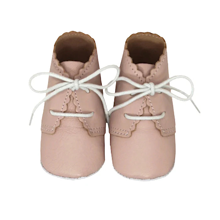 Chaussons bébé fille rose à lacets, taille 1-3 mois, marque Tartine et Chocolat - seconde main haut de gamme