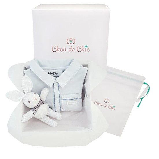 Coffret Chou de Chic avec body bleu ciel Baby Dior et peluche lapin Baby Dior