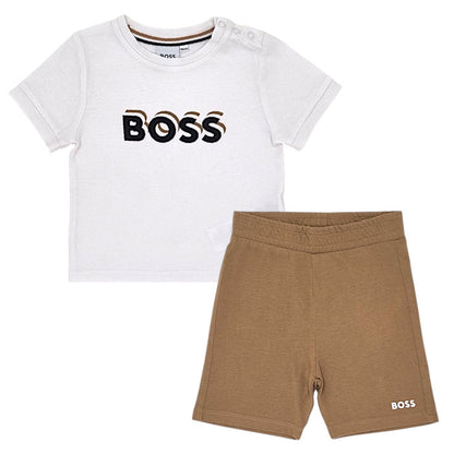 Ensemble bébé garçon Boss, blanc/camel t-shirt et short, taille 18 mois, seconde main haut de gamme, vue de face