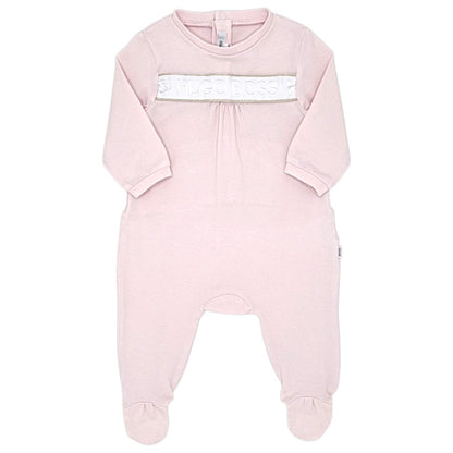 Pyjama bébé fille Boss, rose pâle signature, taille 6 mois, seconde main haut de gamme, vue de face