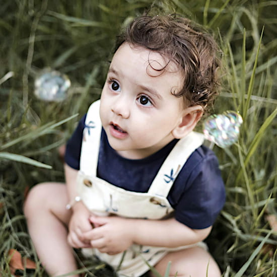 Salopette bébé garçon beige imprimé, seconde main, pratique et confortable au quotidien